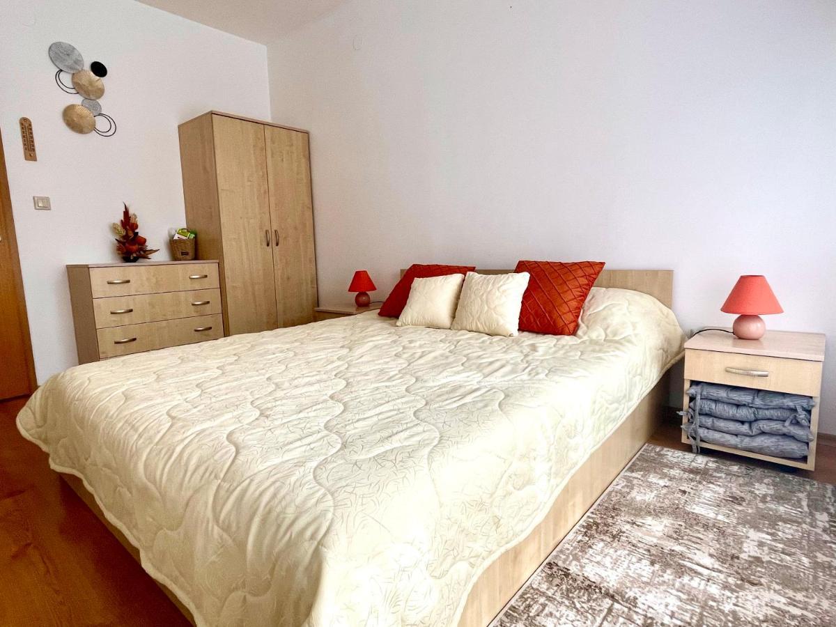Pirin Dream View Apartments Razlog Exterior photo